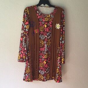 Hippie Halloween Costume, LS Peace & Love Dress Fringe details and accessories